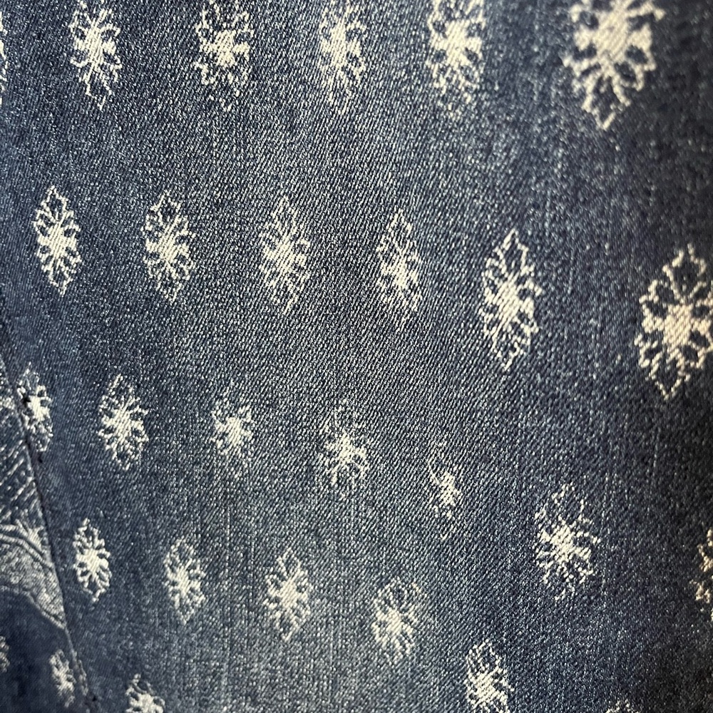 Jean Skirt - Picture 2 of 6